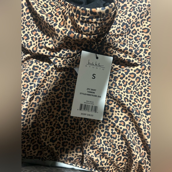 Chic Leopard Print Tankini Skirt Set - Picture 12 of 13